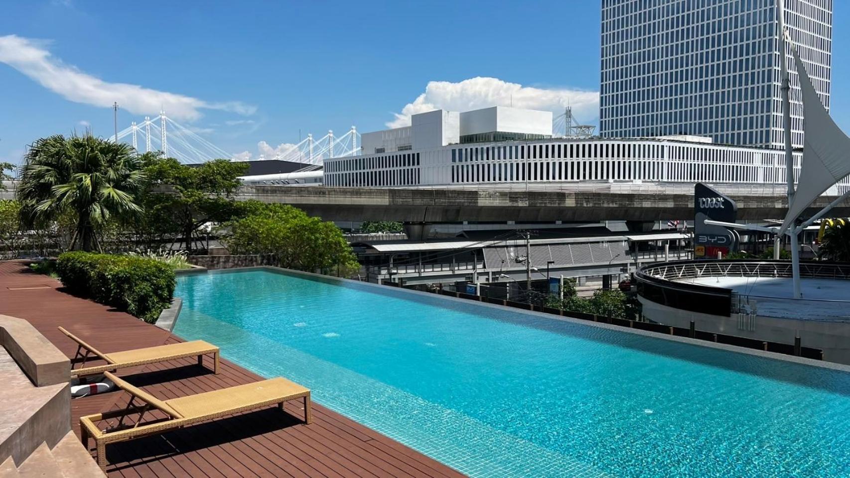 The Coast Bangkok Exterior foto